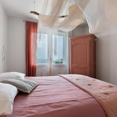 Apartament Pailletes 8p - Face *